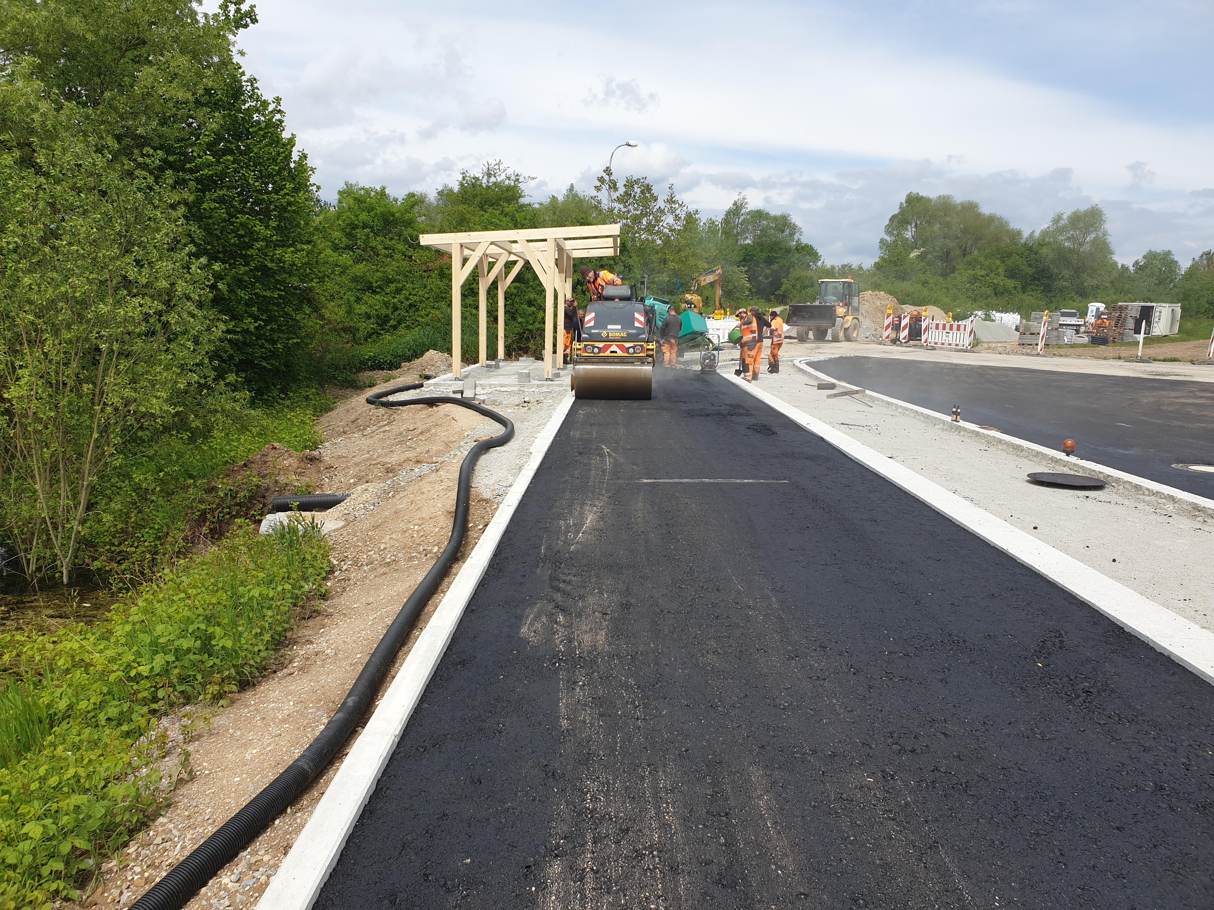 Bahnhaltepunkt Hunderdorf Sand Bild 0